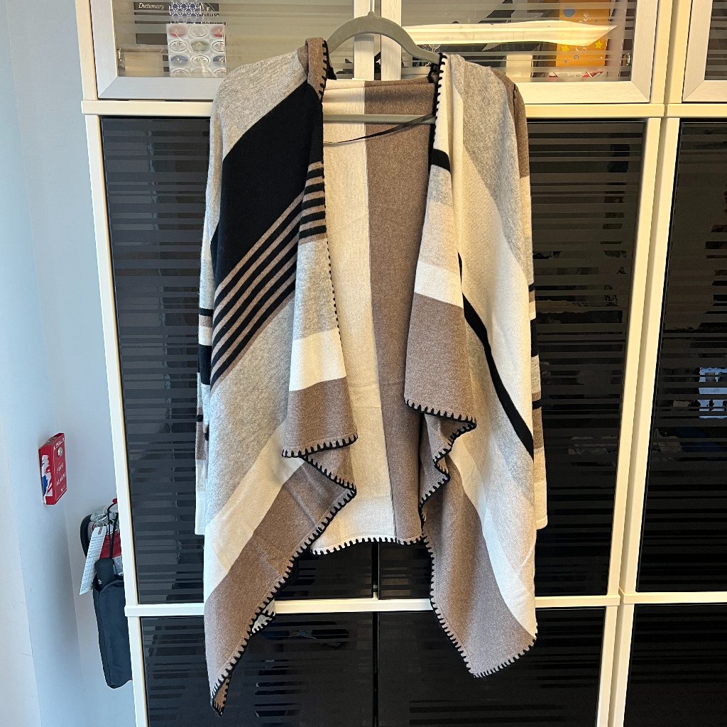 Line Long Sleeve Cardigan With Hoodie